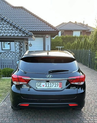 Hyundai i40 cena 35700 przebieg: 163200, rok produkcji 2013 z Swarzędz małe 137